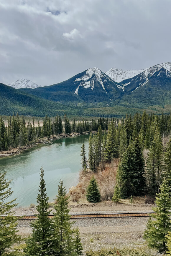 Backswamp viewpoint - river and mountains in the background
